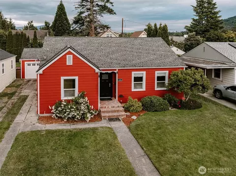 1314 S 12th St, Mount Vernon, WA 98274