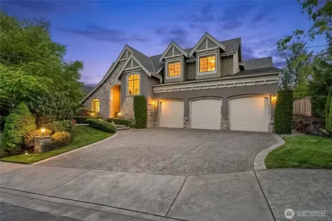 15407 SE 80th St, Newcastle, WA 98059