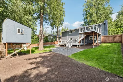 Exterior - 2210 171st Pl SE, Bothell, WA 98012 photo 6 of 6