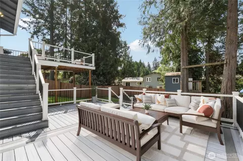 Exterior - 2210 171st Pl SE, Bothell, WA 98012 photo 4 of 6