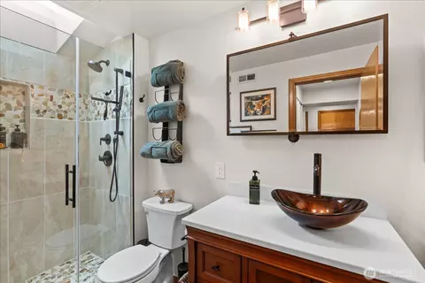 Bath - 1800 Mill Creek Rd #7A, Mill Creek, WA 98012 photo 1 of 3