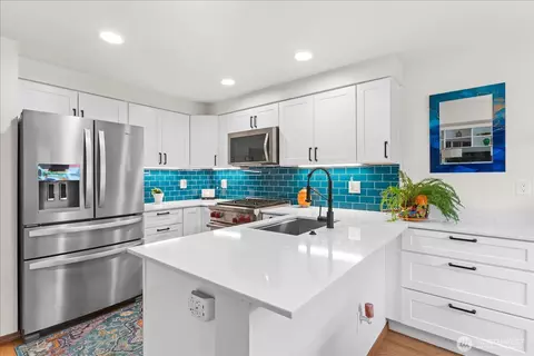 Kitchen - 1800 Mill Creek Rd #7A, Mill Creek, WA 98012 photo 4 of 5