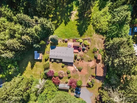 34411 48th Ave E, Eatonville, WA 98328