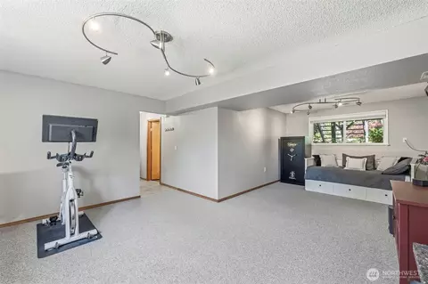 Bedroom - 46216 287th Ave SE, Enumclaw, WA 98022 photo 5 of 5