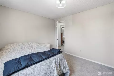 Bedroom - 46216 287th Ave SE, Enumclaw, WA 98022 photo 3 of 5