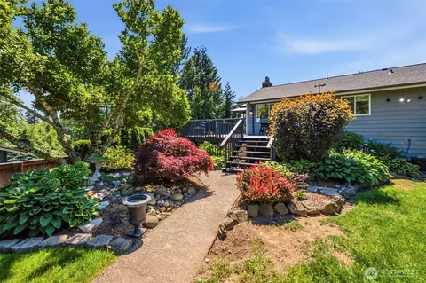 Exterior - 46216 287th Ave SE, Enumclaw, WA 98022 photo 5 of 12