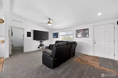 23708 Locust Way #71, Bothell, WA 98021 photo 5