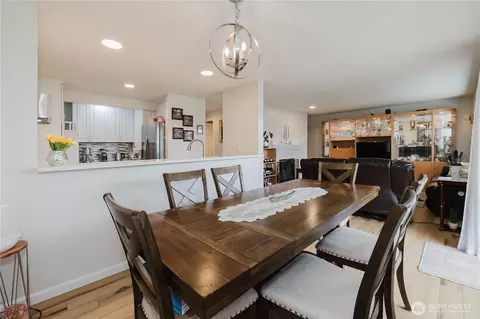 1760 W Sunn Fjord Ln #F 202, Bremerton, WA 98312