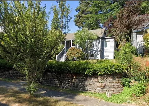6053 6th Ave NE, Seattle, WA 98115