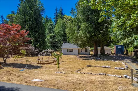 12027 10th Ave S, Seattle, WA 98168