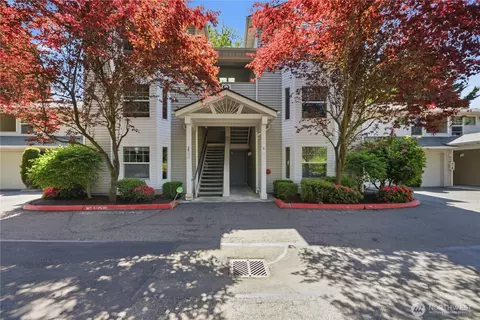 2001 120th Pl SE #8-103, Everett, WA 98208