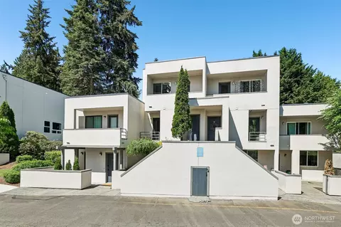 17001 Inglewood Rd NE #N209, Kenmore, WA 98028