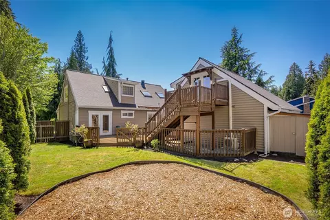 Exterior - 2825 165th Pl SE, Bothell, WA 98012 photo 4 of 13