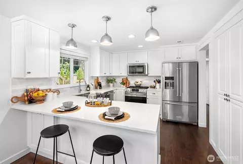 Kitchen - 2825 165th Pl SE, Bothell, WA 98012 photo 1 of 2