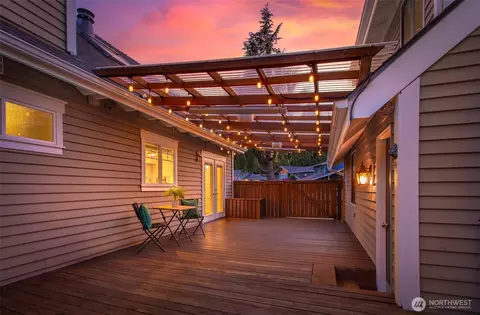 Exterior - 2825 165th Pl SE, Bothell, WA 98012 photo 7 of 13