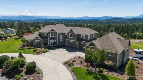 2416 Cascade Dr E, Roy, WA 98580