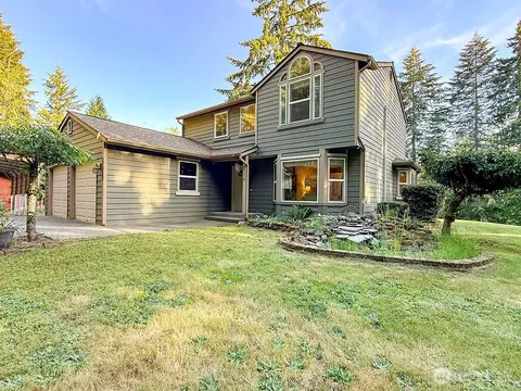 8610 Long Lake Rd SE, Port Orchard, WA 98367