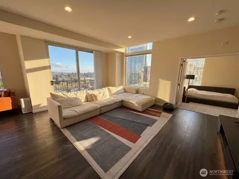 177 107th Ave NE #2207, Bellevue, WA 98004