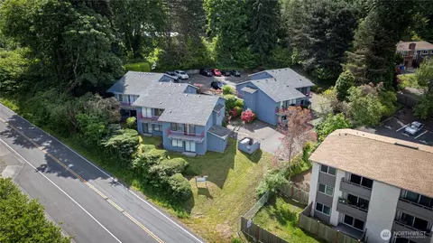 108 Kensington Ave SW, Kent, WA 98030