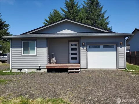 168 N Narwhal Loop NW, Ocean Shores, WA 98569