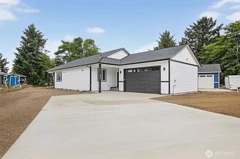 647 Skamokawa Ct SE, Ocean Shores, WA 98569