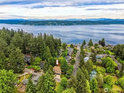 3328 168th Pl SE, Bellevue, WA 98008