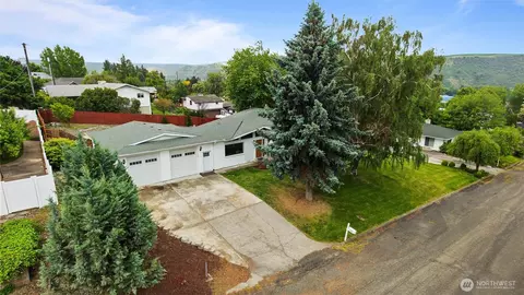 810 E Spg, Dayton, WA 99328