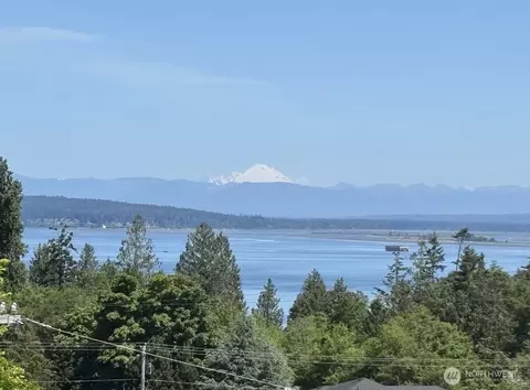 View/Area - 2505 Hillside Ln, Everett, WA 98203 photo 3 of 3