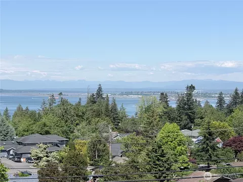 View/Area - 2505 Hillside Ln, Everett, WA 98203 photo 1 of 3