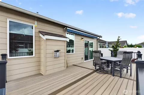 Exterior - 104 Walnut Ave SW #23, Orting, WA 98360 photo 6 of 8