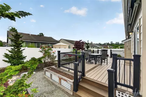 Exterior - 104 Walnut Ave SW #23, Orting, WA 98360 photo 2 of 8