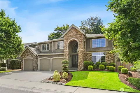 25901 NE 1st Pl, Sammamish, WA 98074