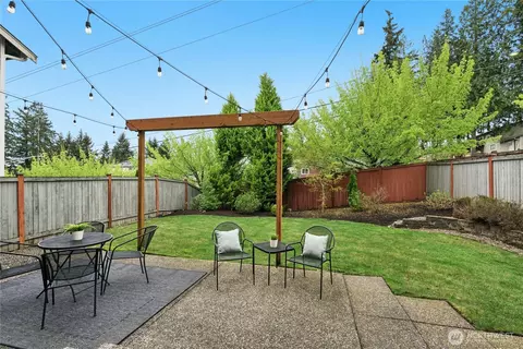 Exterior - 4127 228th Pl SE, Bothell, WA 98021 photo 2 of 5