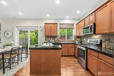 Kitchen - 4127 228th Pl SE, Bothell, WA 98021 photo 4 of 4