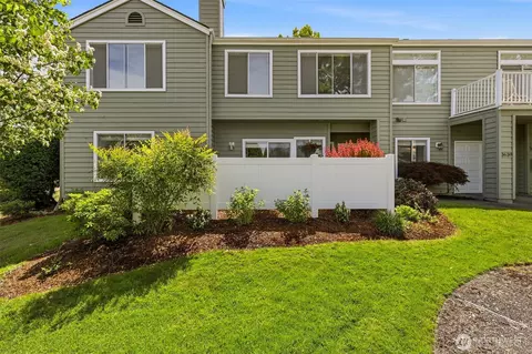 3638 224th Pl SE #1312, Issaquah, WA 98029