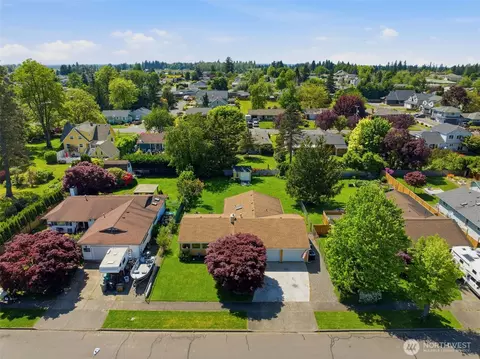 View/Area - 1428 Loraine St, Enumclaw, WA 98022 photo 2 of 6