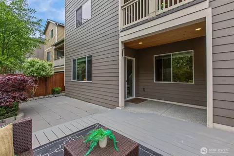 Exterior - 18231 3rd Dr SE, Bothell, WA 98012 photo 6 of 6