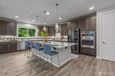 Kitchen - 18231 3rd Dr SE, Bothell, WA 98012 photo 1 of 7