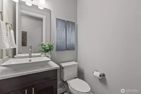 Bath - 18231 3rd Dr SE, Bothell, WA 98012 photo 1 of 5