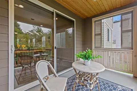 Exterior - 18231 3rd Dr SE, Bothell, WA 98012 photo 3 of 6