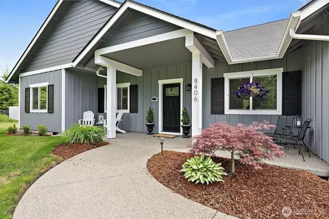 8406 James Rd SW, Rochester, WA 98579
