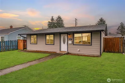 6621 S Pine St, Tacoma, WA 98409