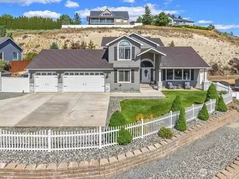1255 Wheatridge Dr, East Wenatchee, WA 98802
