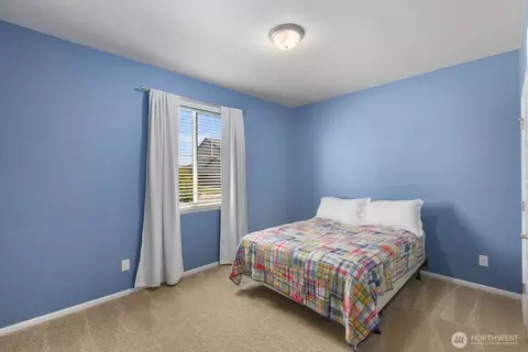Bedroom - 2759 Christianson Ave, Enumclaw, WA 98022 photo 6 of 6