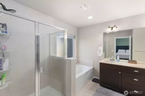 Bath - 2759 Christianson Ave, Enumclaw, WA 98022 photo 3 of 5