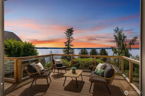 6321 Atlas Pl SW, Seattle, WA 98136