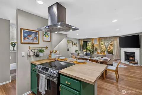 5123 SW 81st St #7, Mukilteo, WA 98275