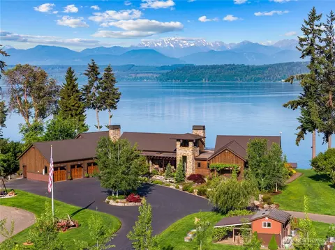165 NE Kinman Rd, Poulsbo, WA 98370