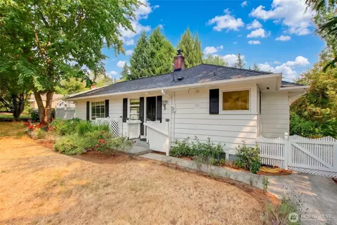2250 NE 175th St, Shoreline, WA 98155