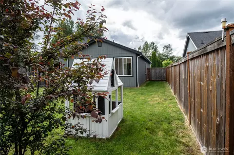 Exterior - 922 Grinnell Ave SW, Orting, WA 98360 photo 7 of 7